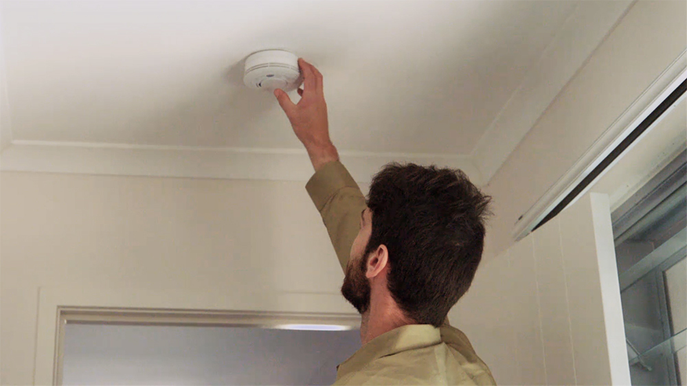 how-to-test-your-smoke-alarms