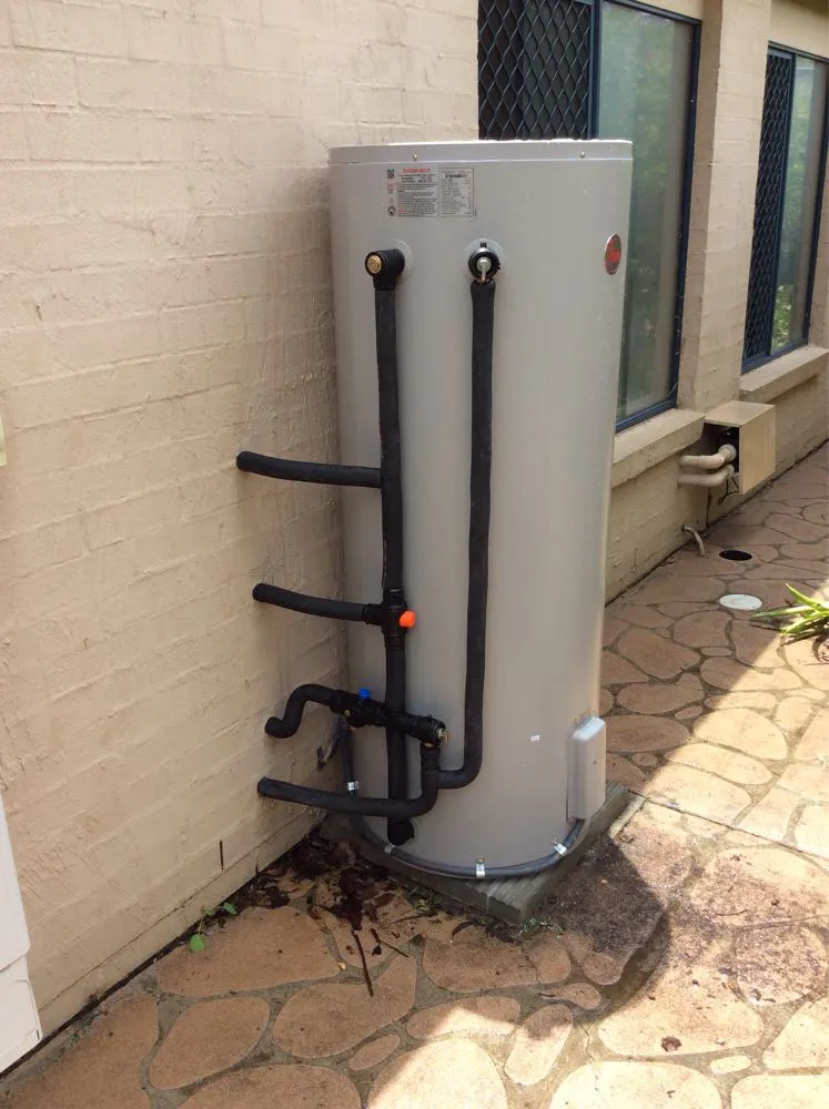 Electric hot water system