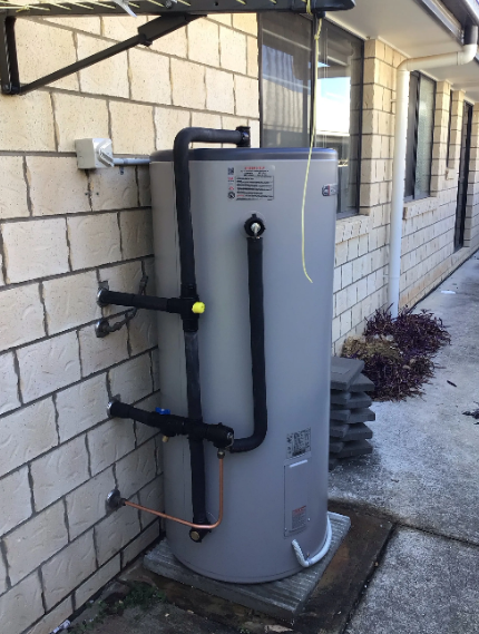 new Rheem Stellar 250 Litre electric hot water system installed at a property in Kallangur
