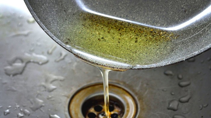 Don't Pour Oil Down Your Drains This Christmas